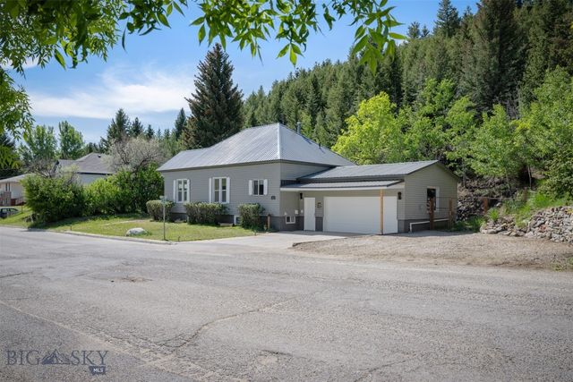 411 W 7th Street, Anaconda, MT 59711