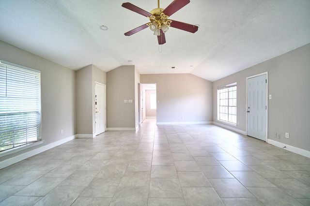 923 Kenforest Drive, Missouri City, TX 77489
