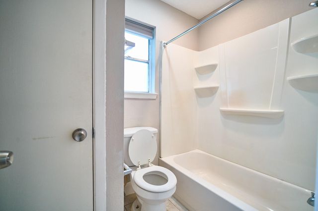 923 Kenforest Drive, Missouri City, TX 77489
