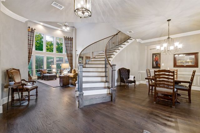 2505 Valley Glen Court, Carrollton, TX 75010