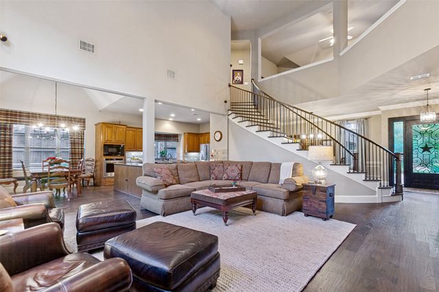 2505 Valley Glen Court, Carrollton, TX 75010