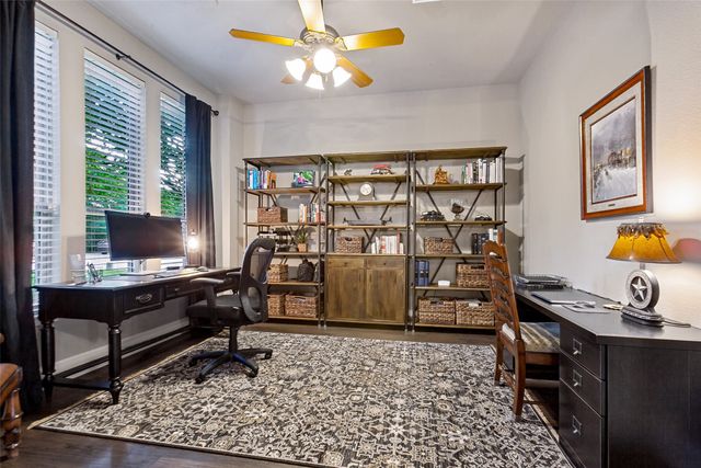 2505 Valley Glen Court, Carrollton, TX 75010