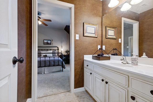 2505 Valley Glen Court, Carrollton, TX 75010