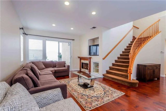 11 Mondrian, Aliso Viejo, CA 92656