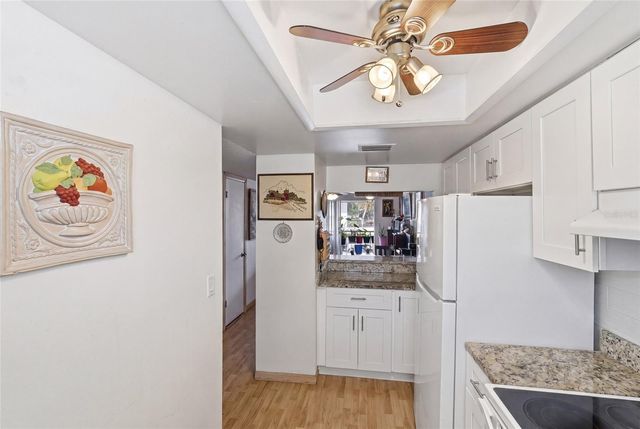 404 E ORLANDO AVENUE 11B, Ocoee, FL 34761
