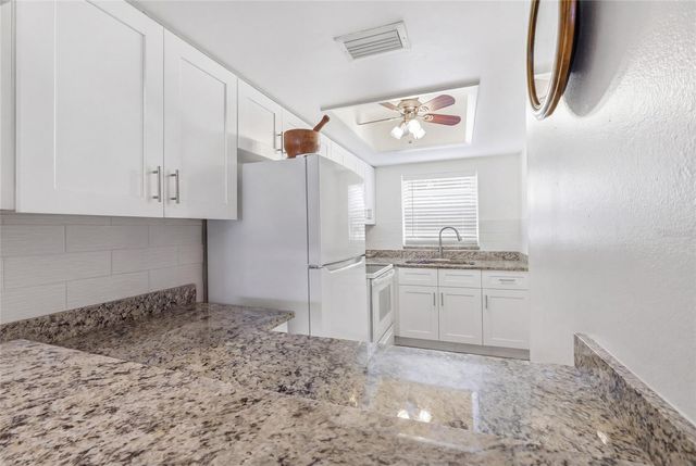 404 E ORLANDO AVENUE 11B, Ocoee, FL 34761
