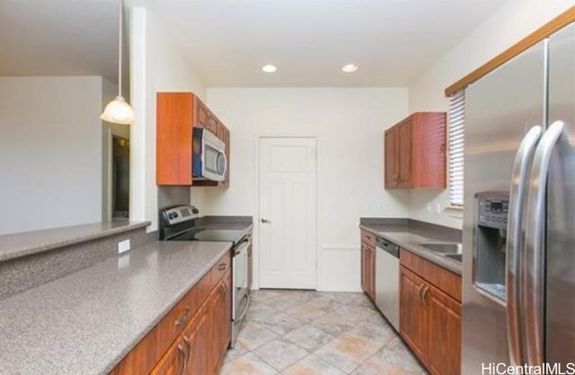92-2040 Kulihi Street, Kapolei, HI 96707
