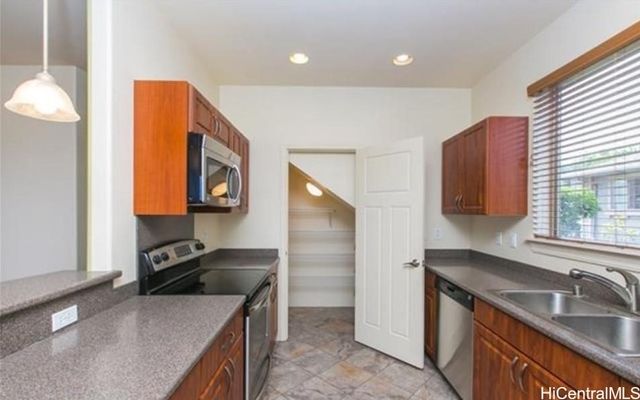 92-2040 Kulihi Street, Kapolei, HI 96707