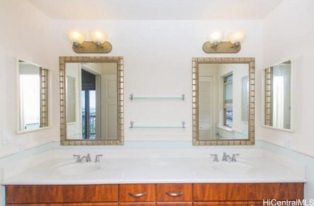 92-2040 Kulihi Street, Kapolei, HI 96707