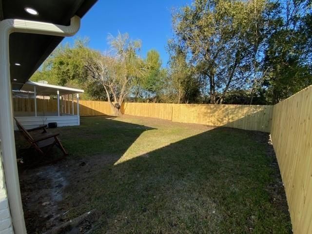 11319 Lockgate Lane, Houston, TX 77048