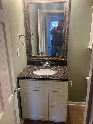 3424 Old Bruceville Road, Vincennes, IN 47591