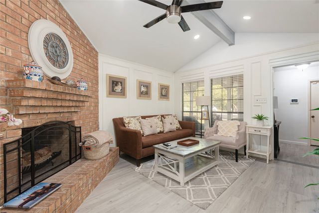 6910 Winding Creek Court, Dallas, TX 75252