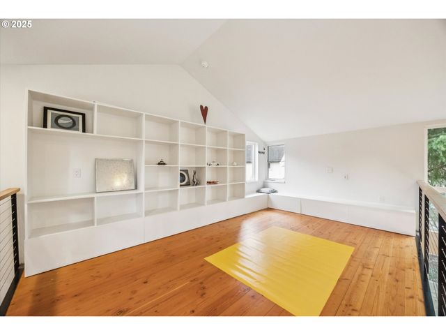 714 Ne 61ST Pl, Portland, OR 97213