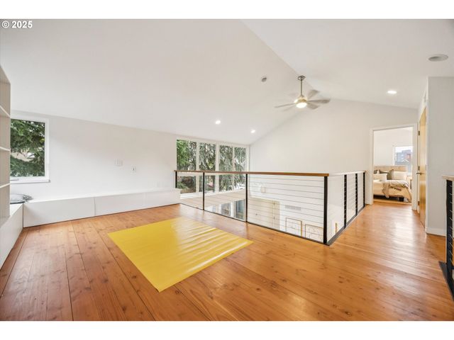 714 Ne 61ST Pl, Portland, OR 97213