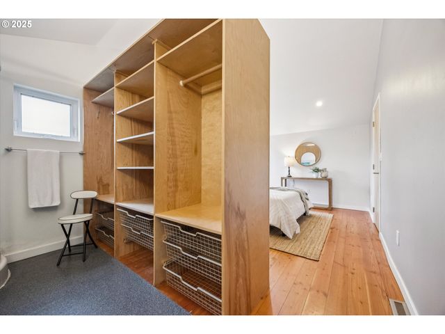 714 Ne 61ST Pl, Portland, OR 97213