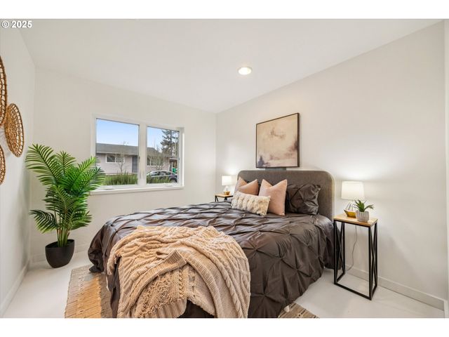 714 Ne 61ST Pl, Portland, OR 97213