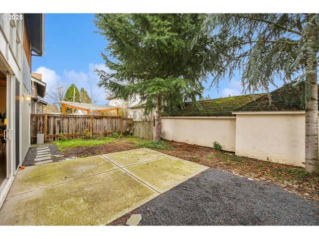 714 Ne 61ST Pl, Portland, OR 97213