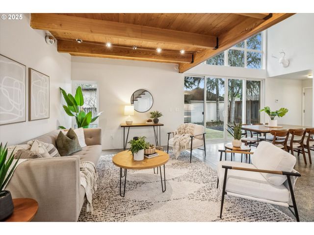 714 Ne 61ST Pl, Portland, OR 97213