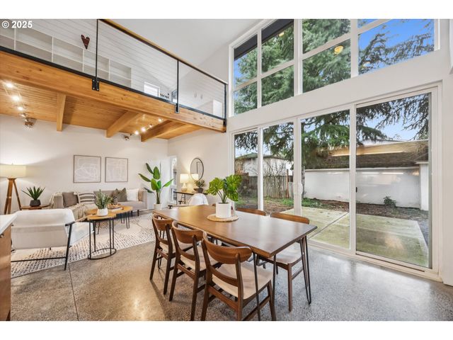 714 Ne 61ST Pl, Portland, OR 97213