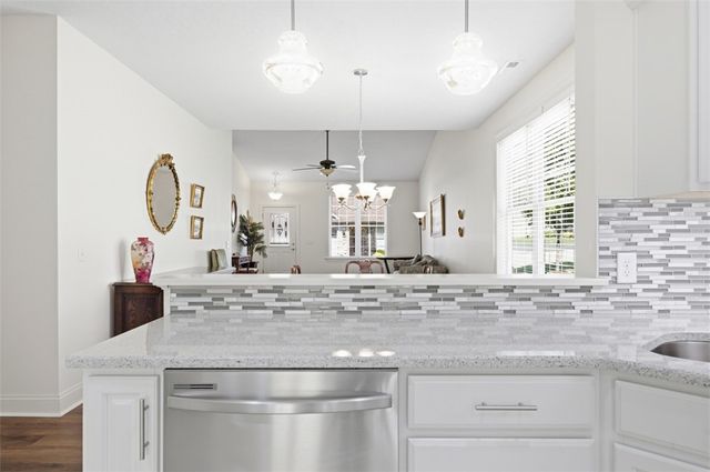4702 Cooper Ln, Murrysville, PA 15668