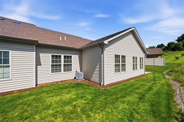 4702 Cooper Ln, Murrysville, PA 15668