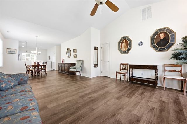 4702 Cooper Ln, Murrysville, PA 15668