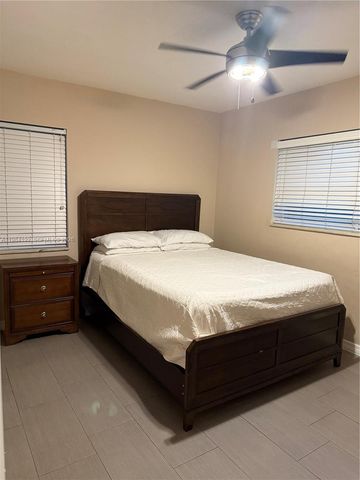 1432 NE 5th Ave 1, Fort Lauderdale, FL 33304