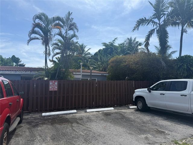 1432 NE 5th Ave 1, Fort Lauderdale, FL 33304