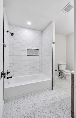 411 E Dengar Ave, Midland, TX 79705