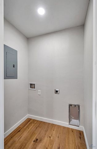 411 E Dengar Ave, Midland, TX 79705