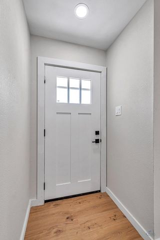 411 E Dengar Ave, Midland, TX 79705