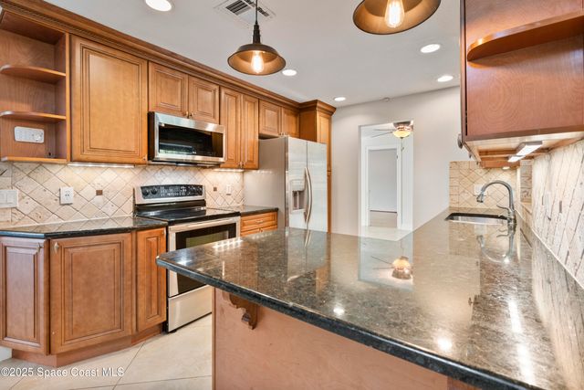 187 Naylor Street NE, Palm Bay, FL 32907