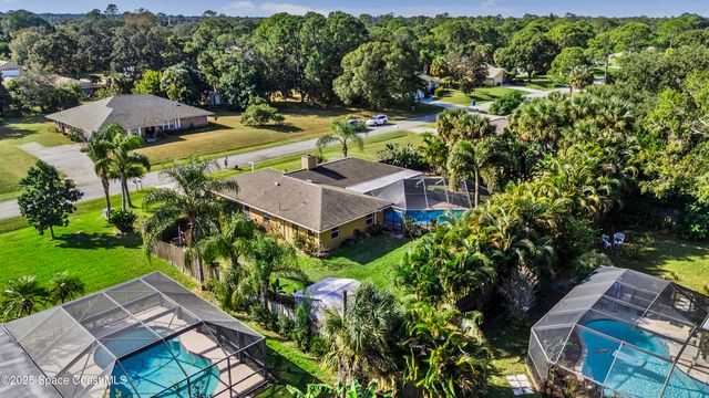 187 Naylor Street NE, Palm Bay, FL 32907
