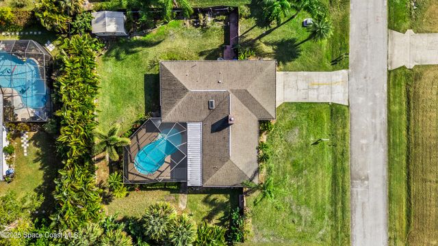 187 Naylor Street NE, Palm Bay, FL 32907