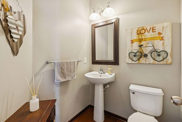 18197 80th Place N, Maple Grove, MN 55311