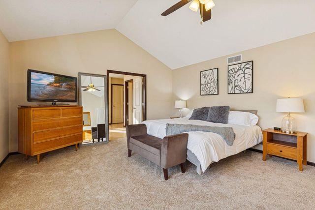 18197 80th Place N, Maple Grove, MN 55311