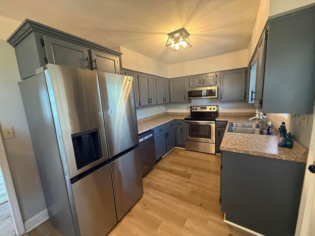 140 Oak Hill Road, Somerset, KY 42503