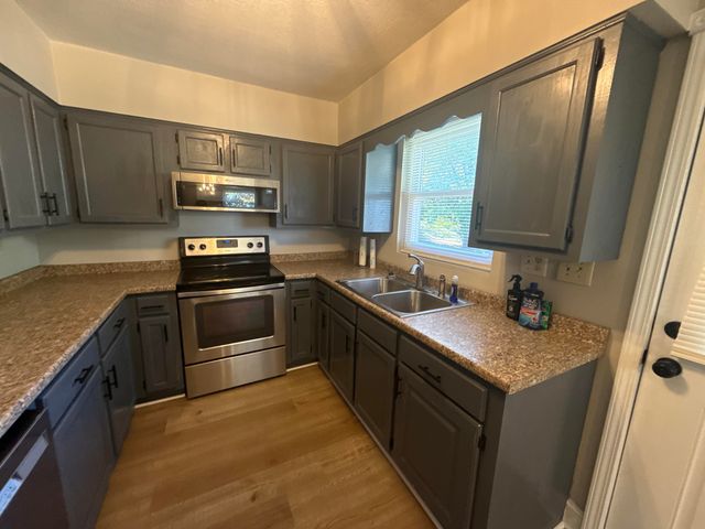 140 Oak Hill Road, Somerset, KY 42503