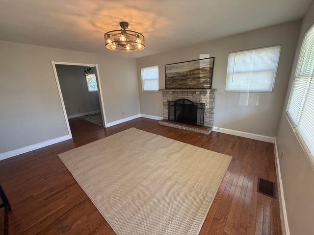 140 Oak Hill Road, Somerset, KY 42503