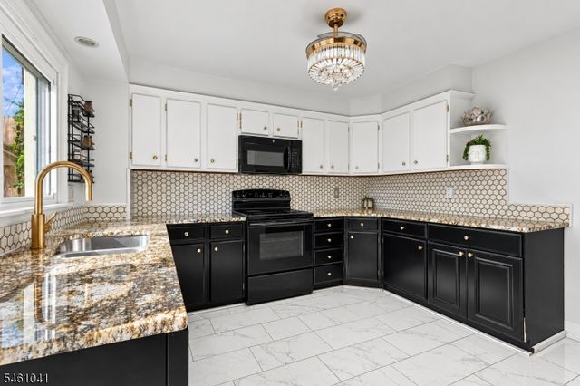 187 N Union St, Lambertville City, NJ 08530