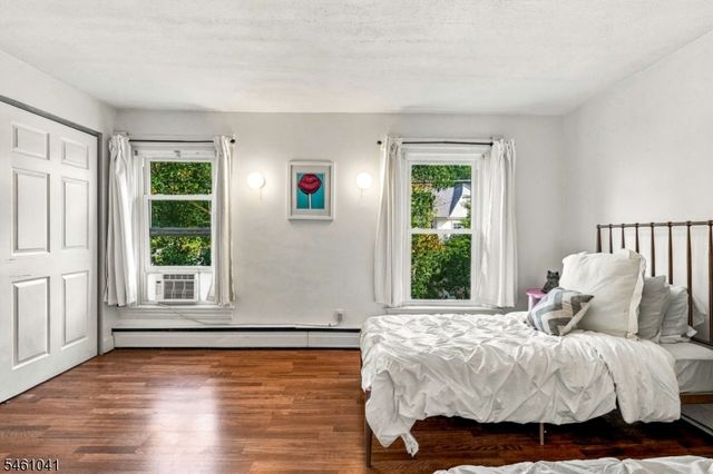 187 N Union St, Lambertville City, NJ 08530