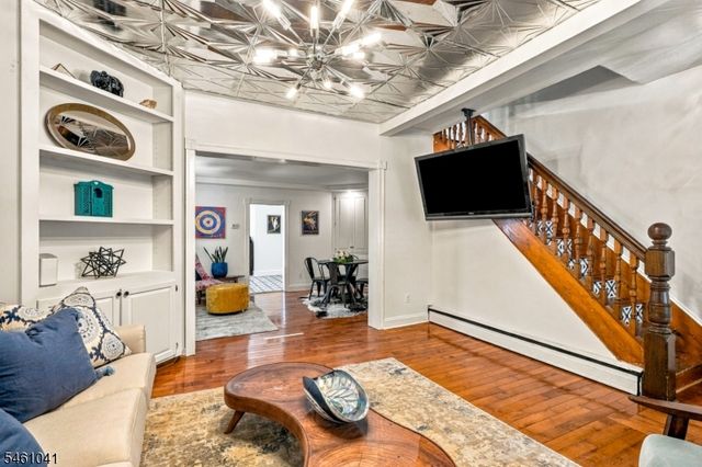 187 N Union St, Lambertville City, NJ 08530