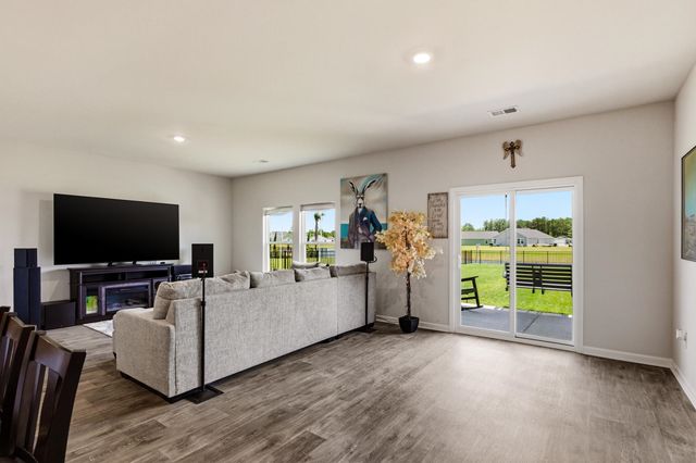 259 Warner Crossing Way, Loris, SC 29569