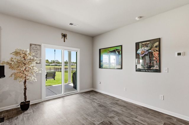 259 Warner Crossing Way, Loris, SC 29569