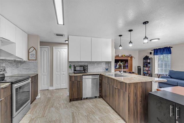 16230 NW 84th Court, Miami Lakes, FL 33016