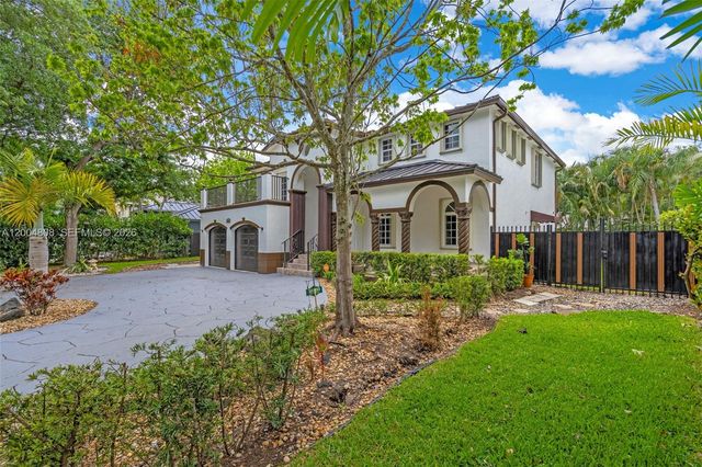 16230 NW 84th Court, Miami Lakes, FL 33016