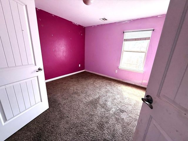 2500 Ressie Lane, Yukon, OK 73099