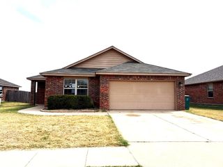 2500 Ressie Lane, Yukon, OK 73099