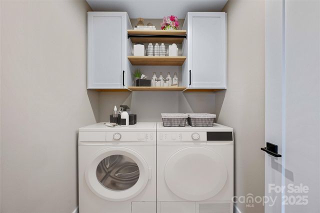 11 Rhudy Road, Asheville, NC 28806