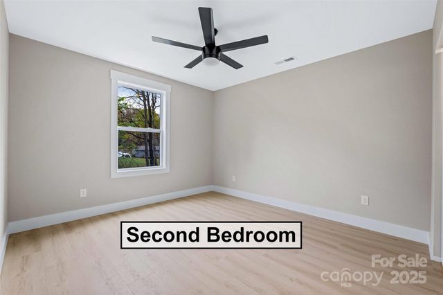 11 Rhudy Road, Asheville, NC 28806